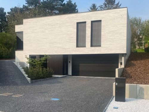 aad912e1-9d6b-4c82-bef4-59d78fc2a39e